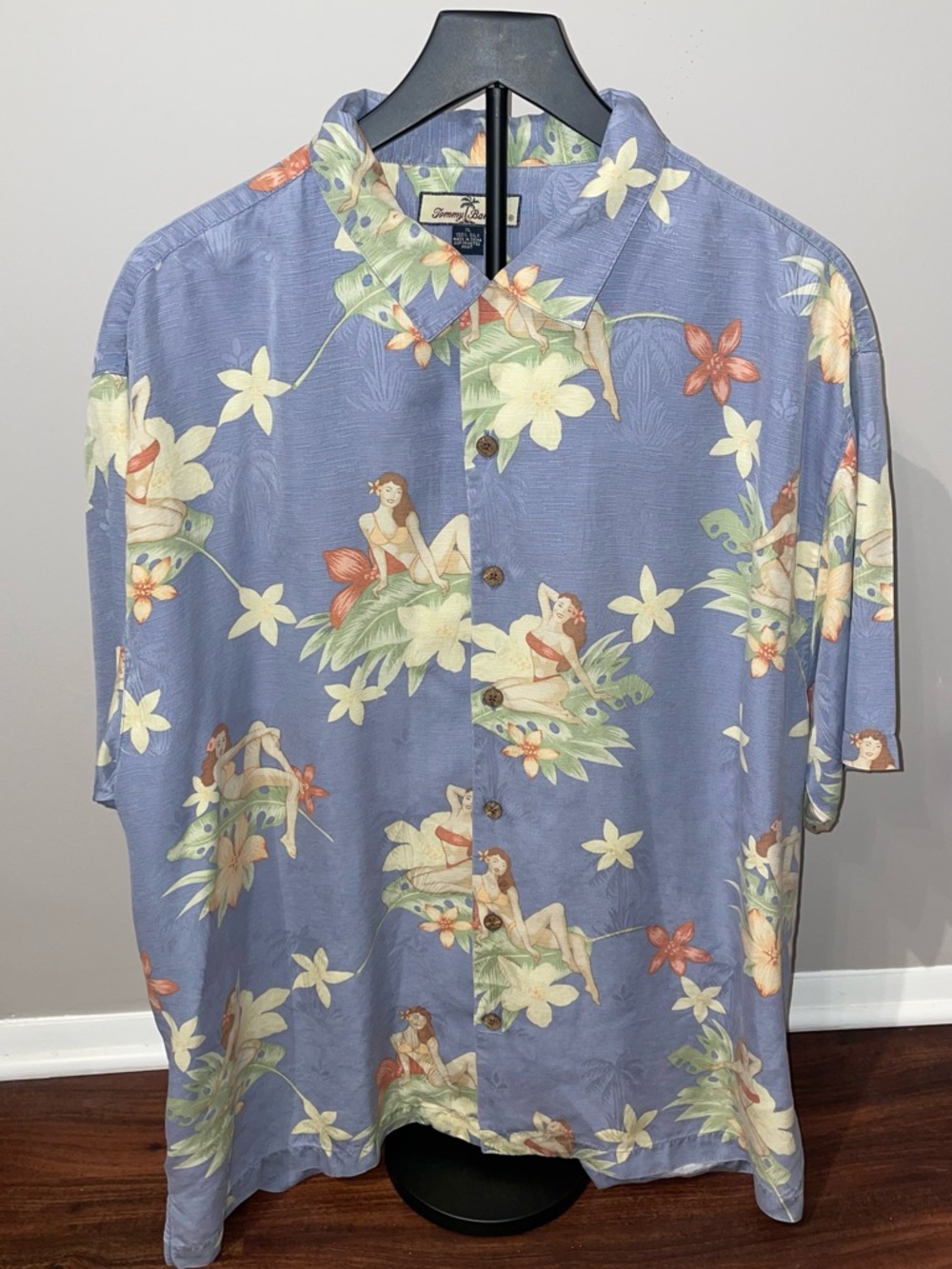 Tommy Bahama Blue Floral Hawaiian Button-Down Silk Shirt